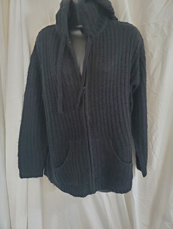 Tops - Black crochet style zip up oversized hoodie size Small brand new